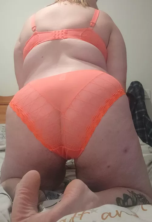 I need to be bent over right now 😉