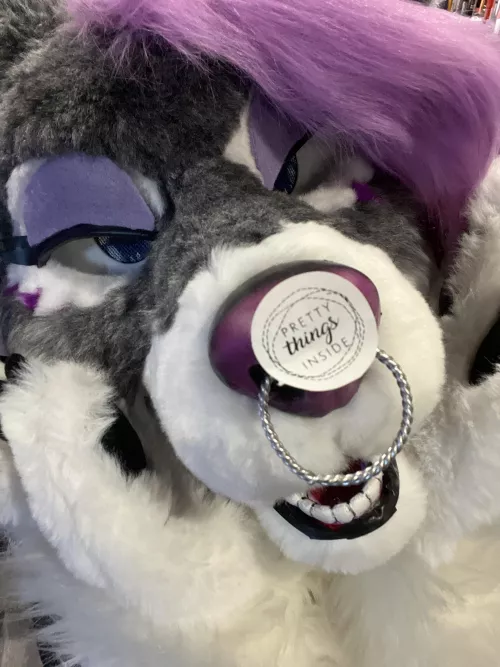 I think this speaks for everyone inside their fursona ✨💖💜💖✨