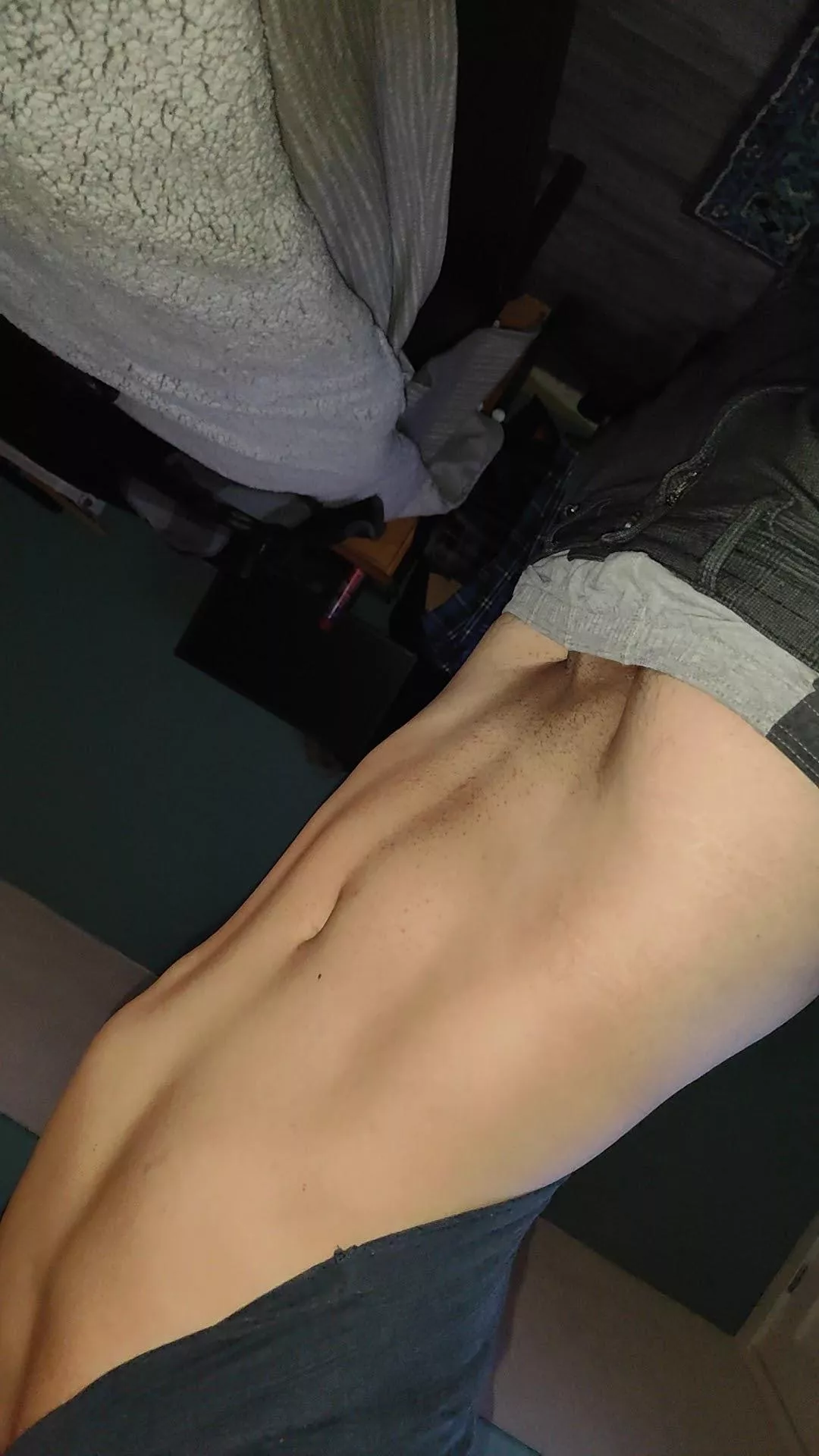 If you saw me in the gym shower stripping, would you get a boner?