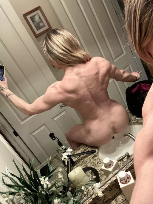 I'll never get enough of my back shape