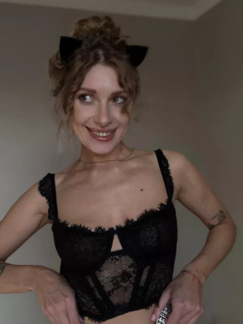 I'm a Cheshire cat, I can evaporate at any moment