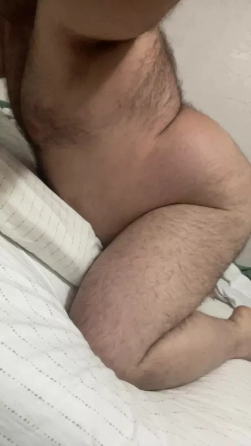 Imagine the back shots while you pound me!!!