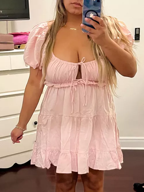 It’s conservative yet you can still tell I’m not a fan of bras