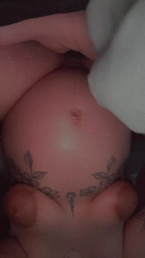 love my pregnancy bump