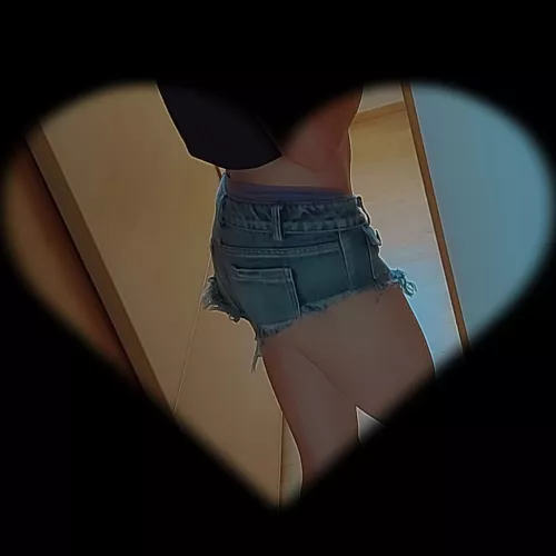 Love these lil shorts :)