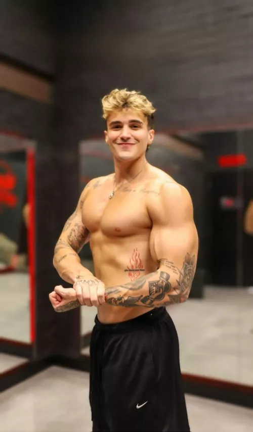 [M] The real workout starts when you want to stop. That's when you flex your mental muscles.