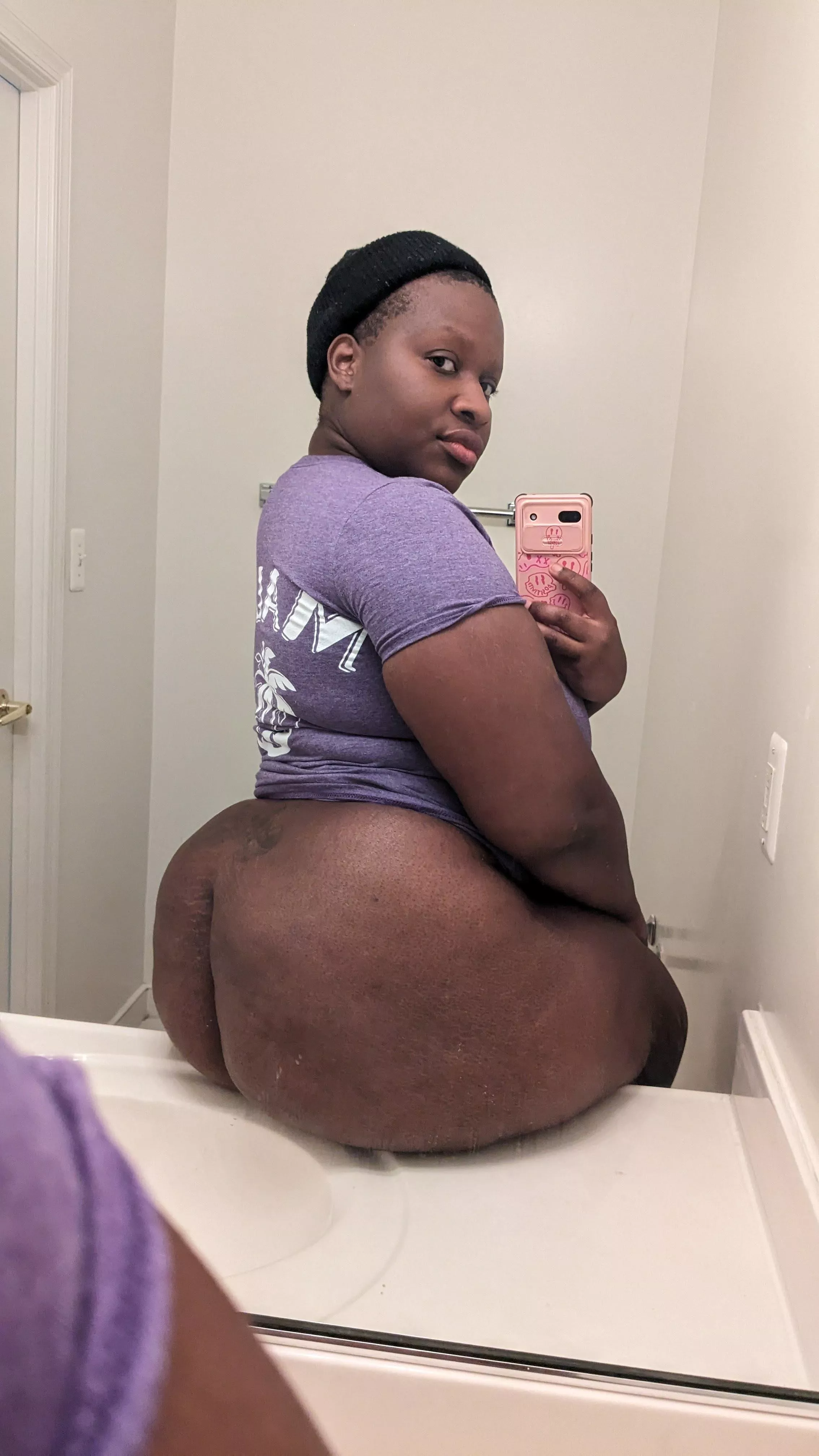 My past time is to make married men’s head turn