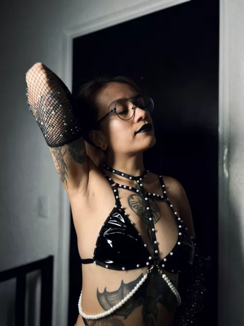 Nerdy goth girls require daily creampies