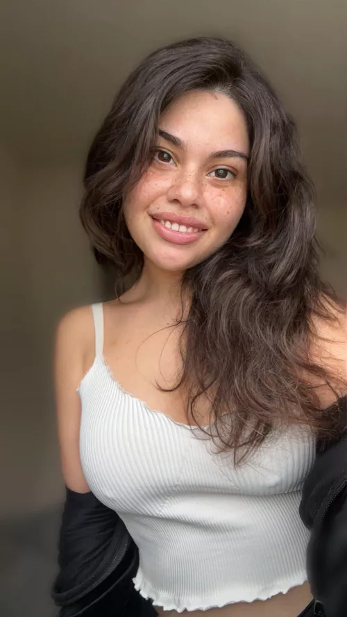 No makeup but much pokies