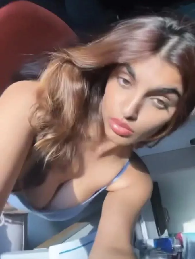 One really curvy girl