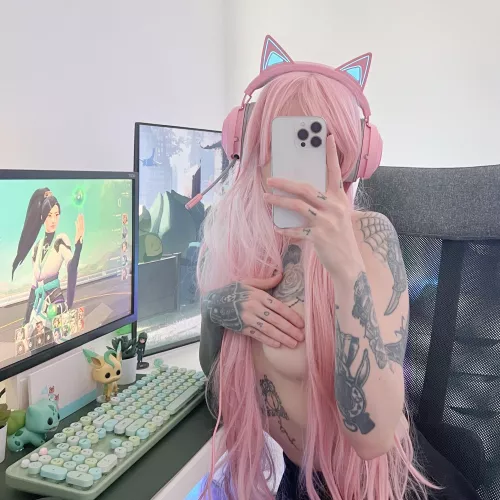 Palworld and chill 💗