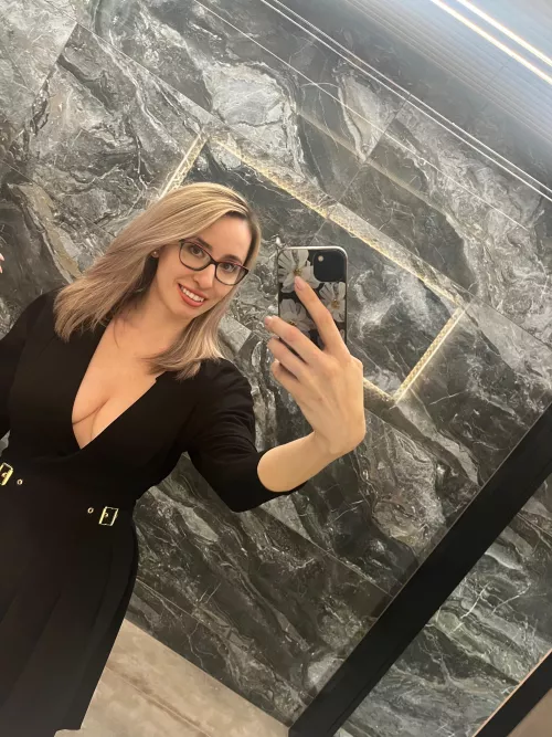 Sexy PhD student, manager and coach, nice to meet you all:)