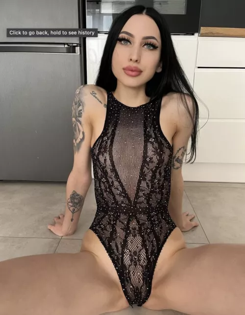 Skinny polish model with the prettiest pussy