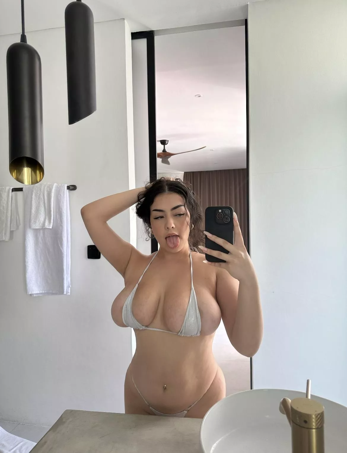 Skip class and hang out with me in the bathroom