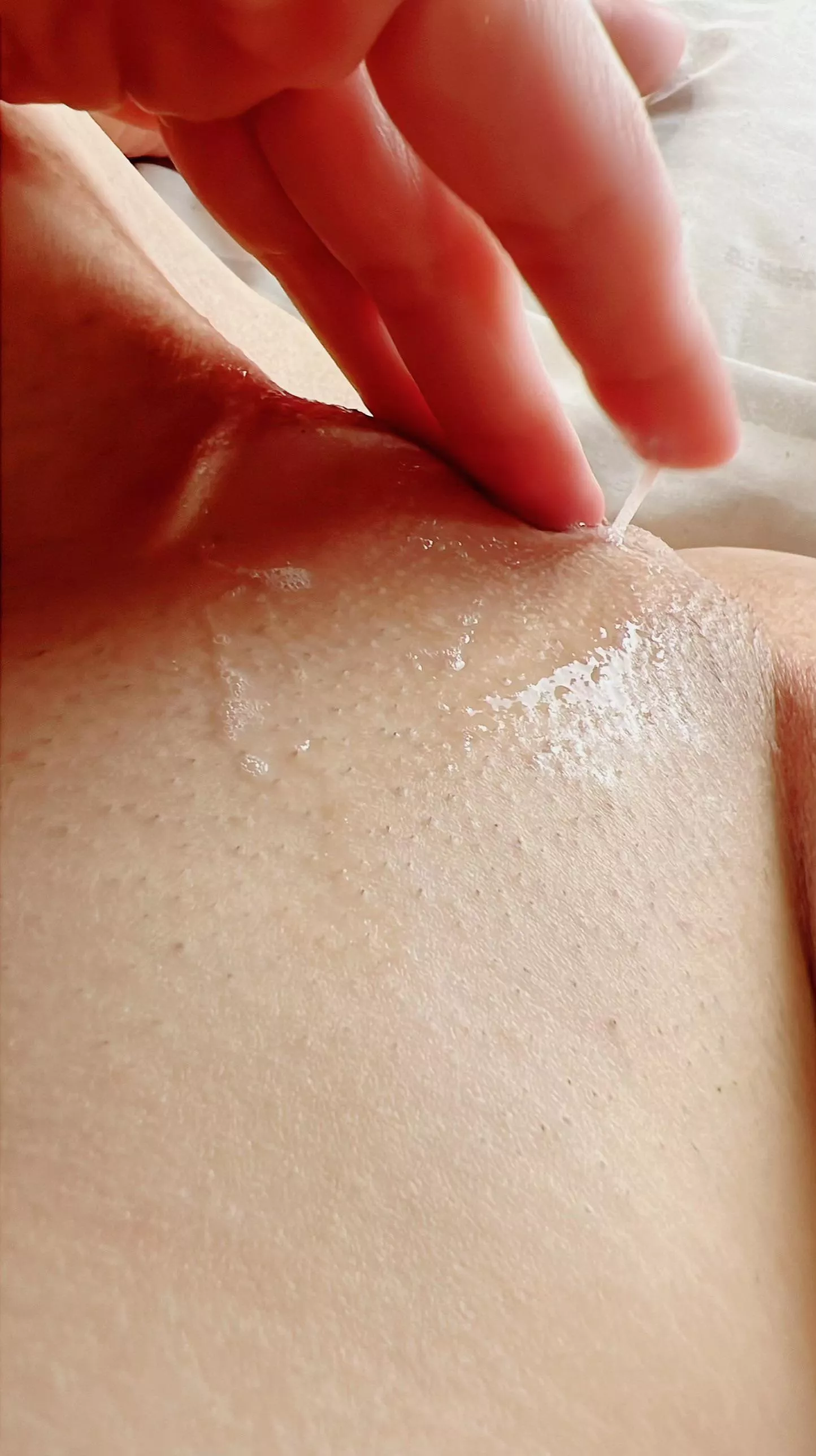 Sticky sticky slit ;)