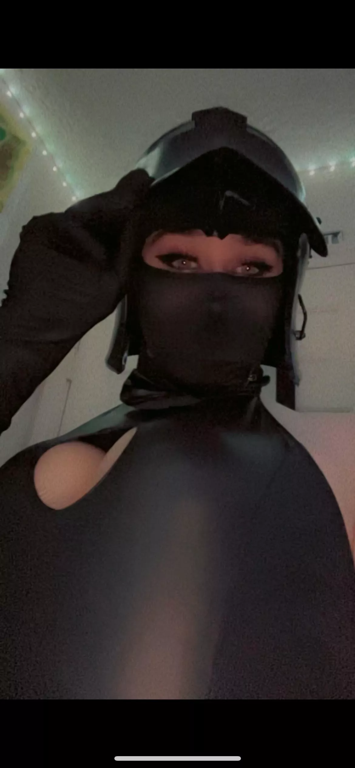 Strongest warden main