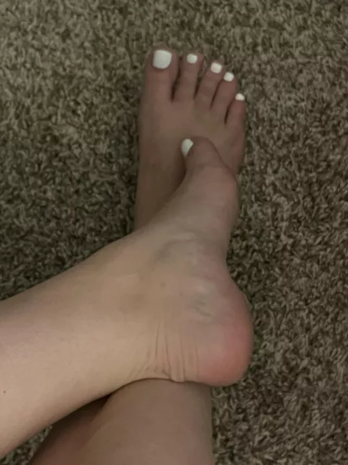 The white seems to trigger some of you betas 😈😈😜😜