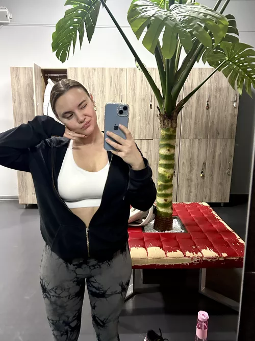 This top is appropriate for the gym. What do you think?