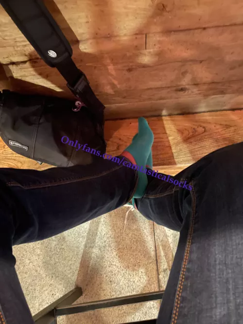 Took my adidas noshows to the bar 🩵💚