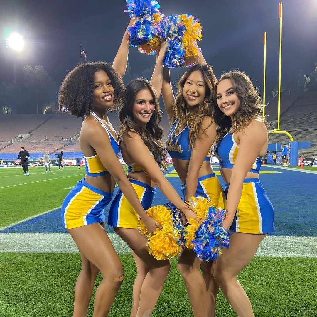 UCLA Cheerleaders