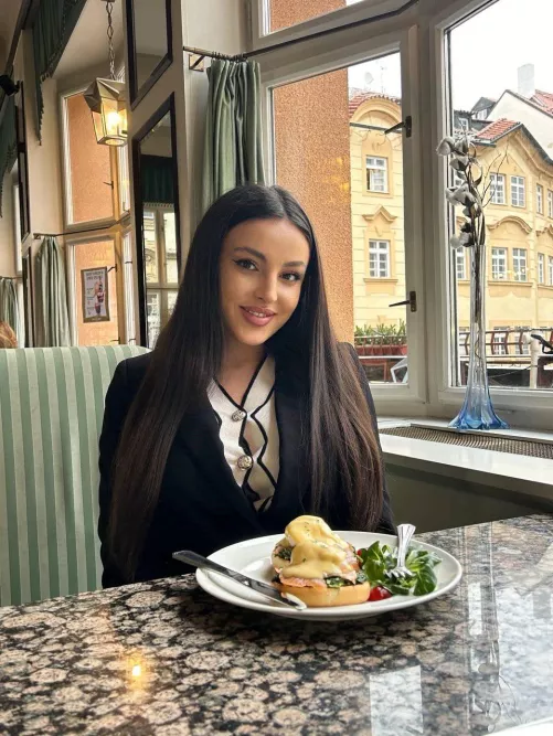 We can go here on our first date?