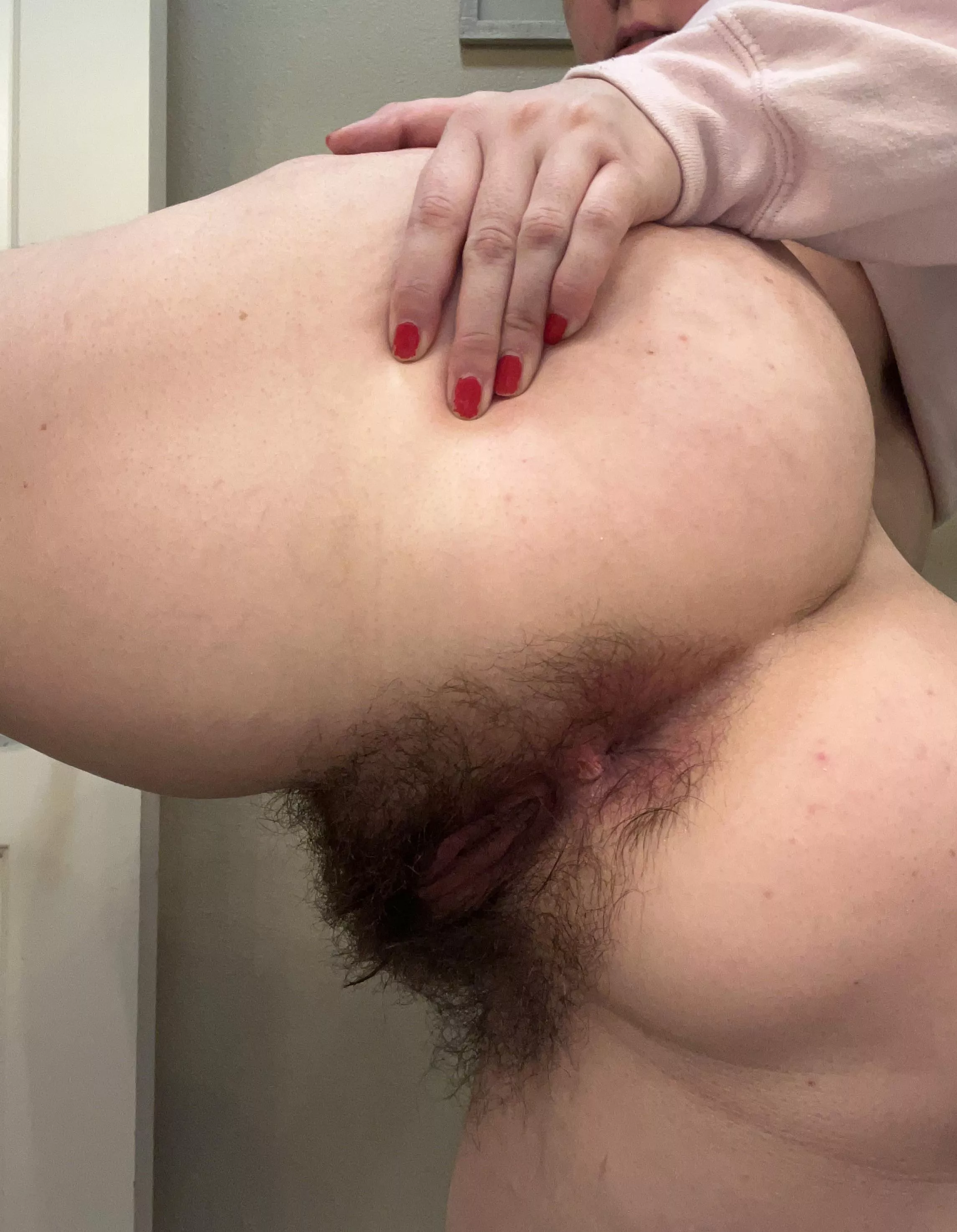 which hole looks more appetizing to you?🤭