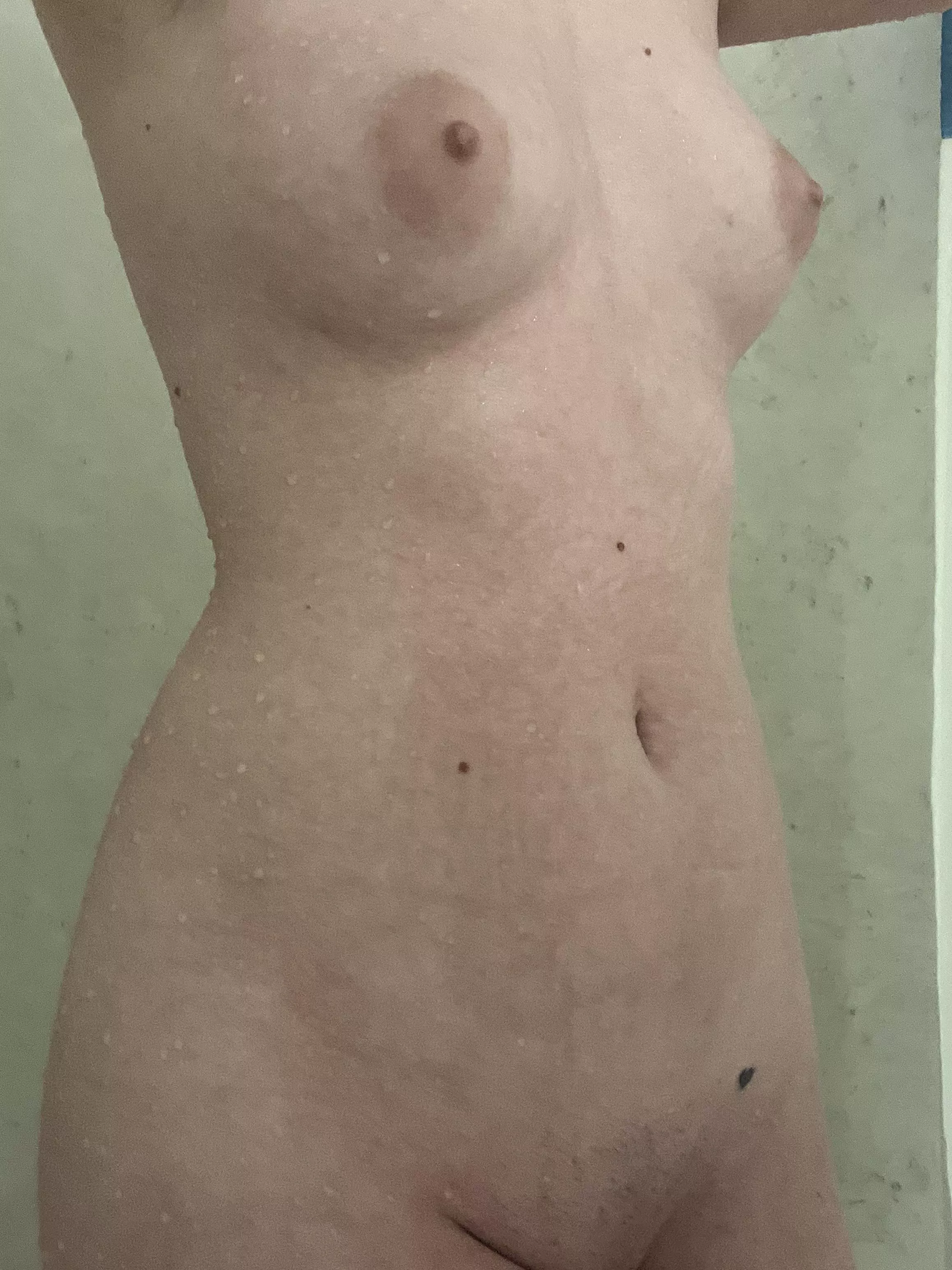 Who wouldn’t want to try this hot piece of ass out? She enjoys tributes too.