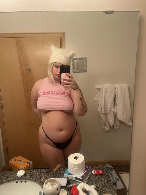 Would you want your gf to have this chubby body?