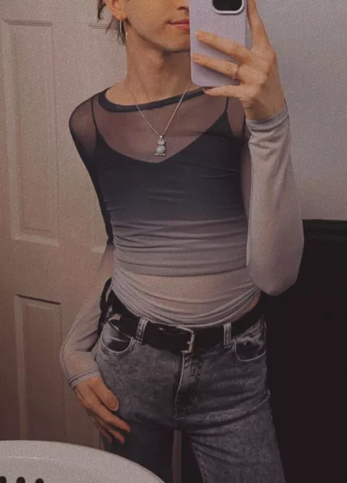 26 femboy btm for fit tops.