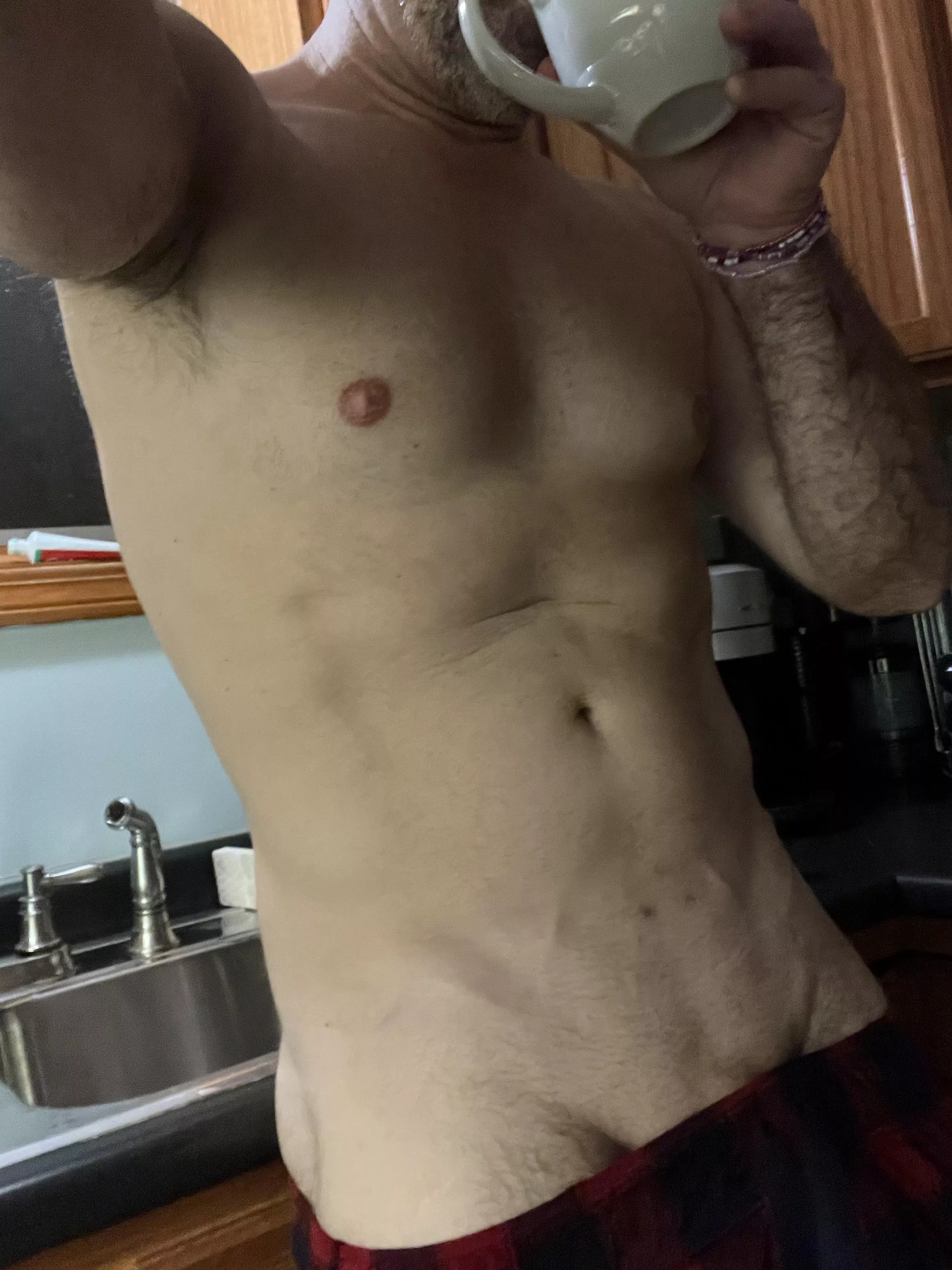 (38) Coffee is fresh here! Come and get it!