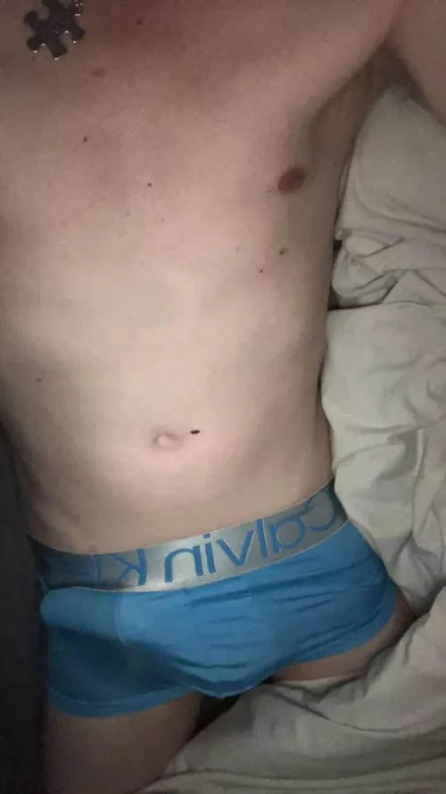 38 uk - working but please distract me - dayofthedead38