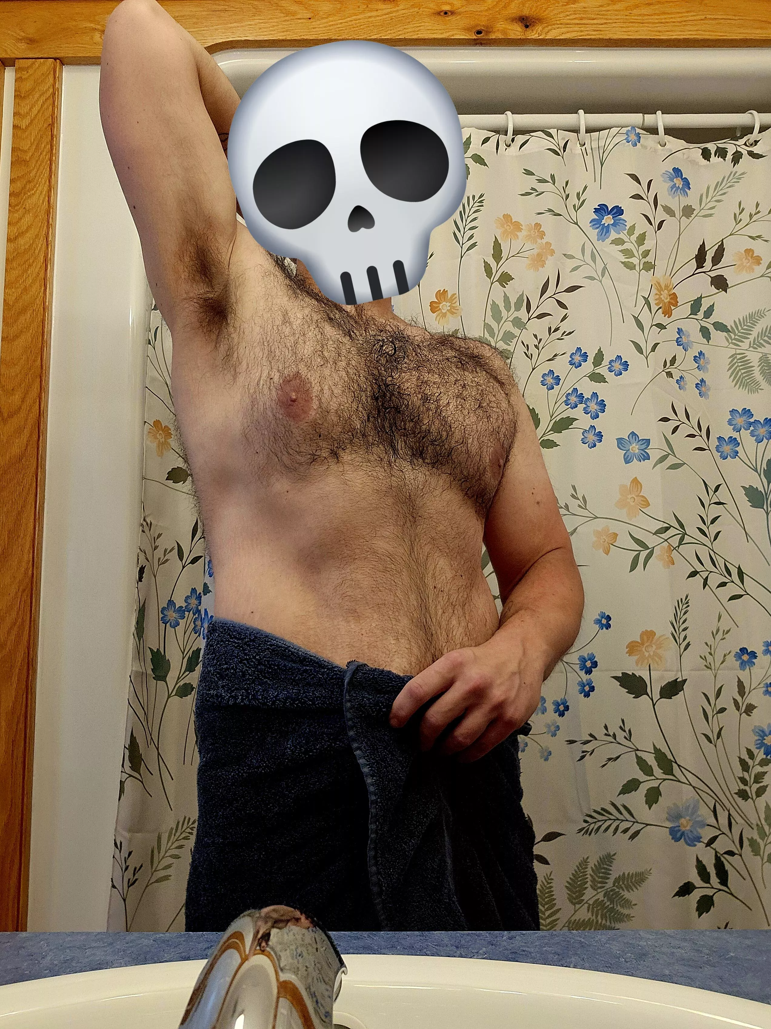 (40) come dry me off 😏