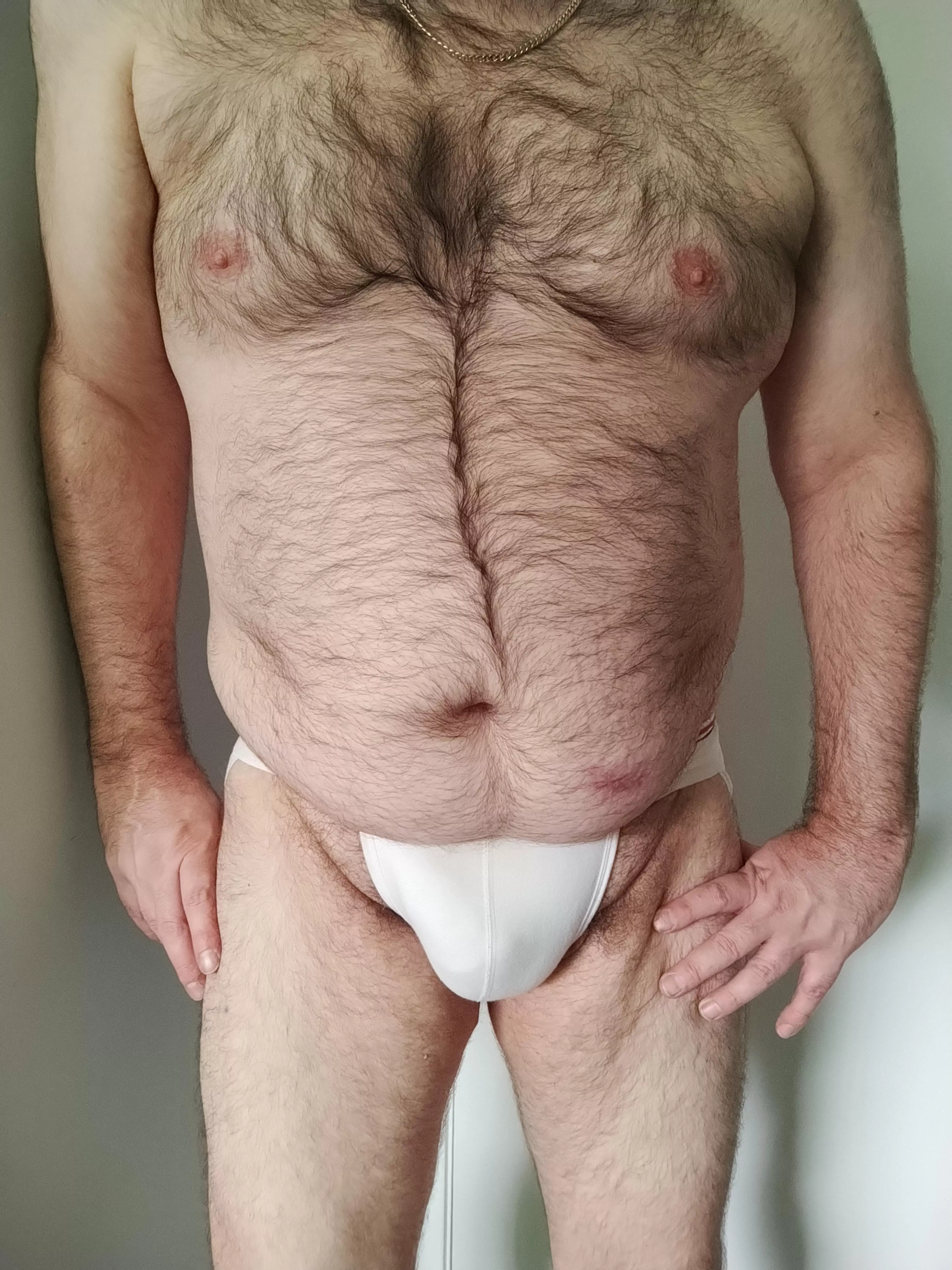 42 🐻 Who's gonna pull my straps?