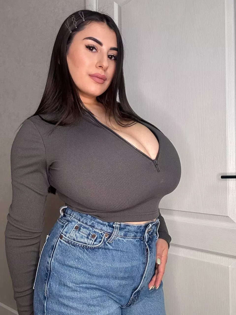 Describe my body in 2 words ;))