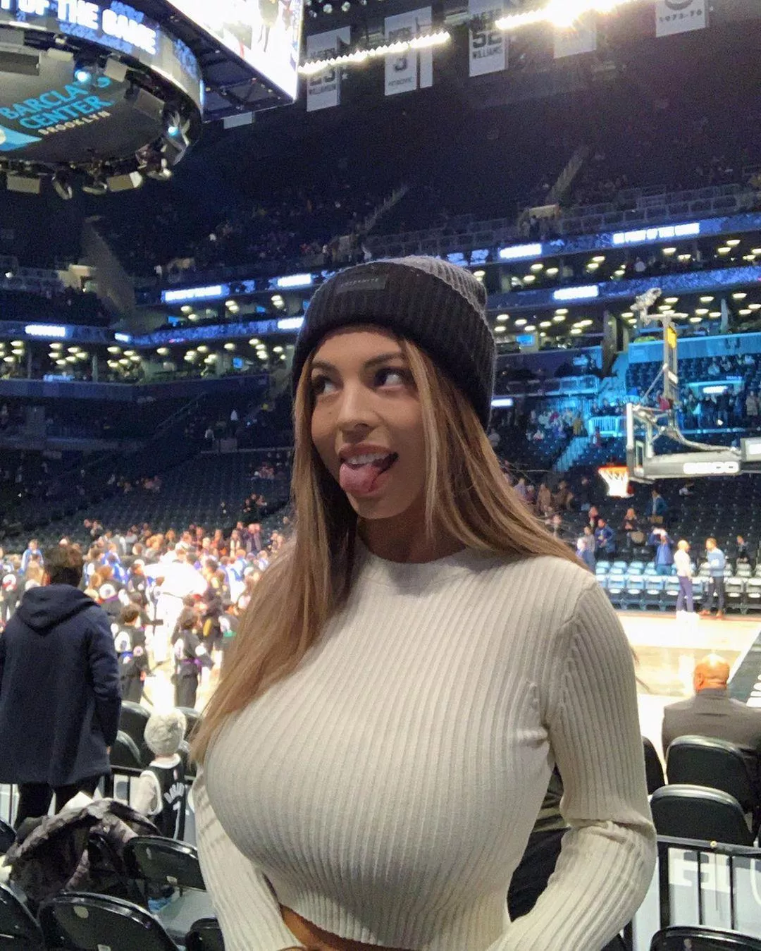 Do we not all like winterhats, inside