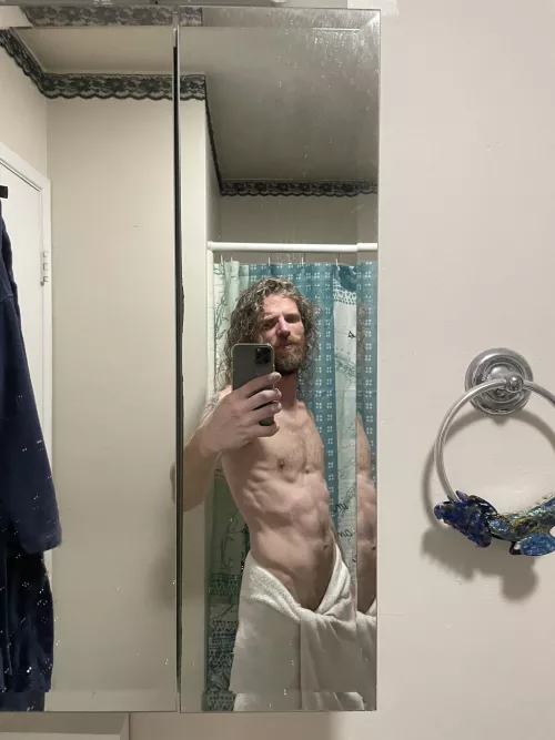 Dripping wet out the shower