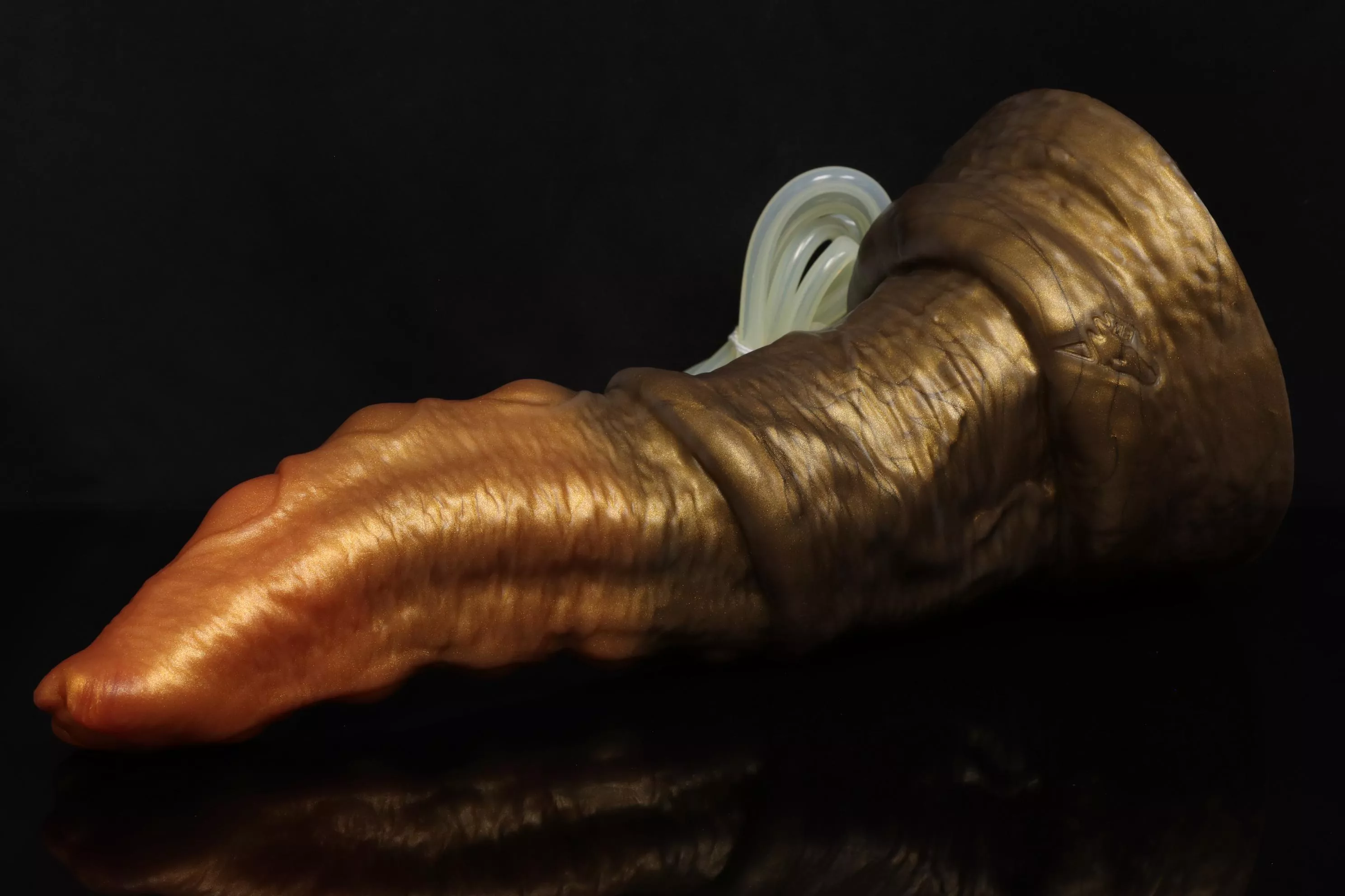 Grabbed this 2XL Andre with Cumtube in Soft Firmness! I had a 2XL Extra Soft/Firm split but decided I liked this color better. Obviously the picture is a stock picture (compared to the other 2XL the cumtube is way bigger and the logo too which means this