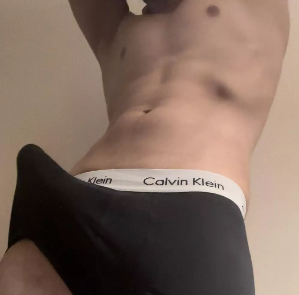 Hey! What do you think of my bulge? ;)