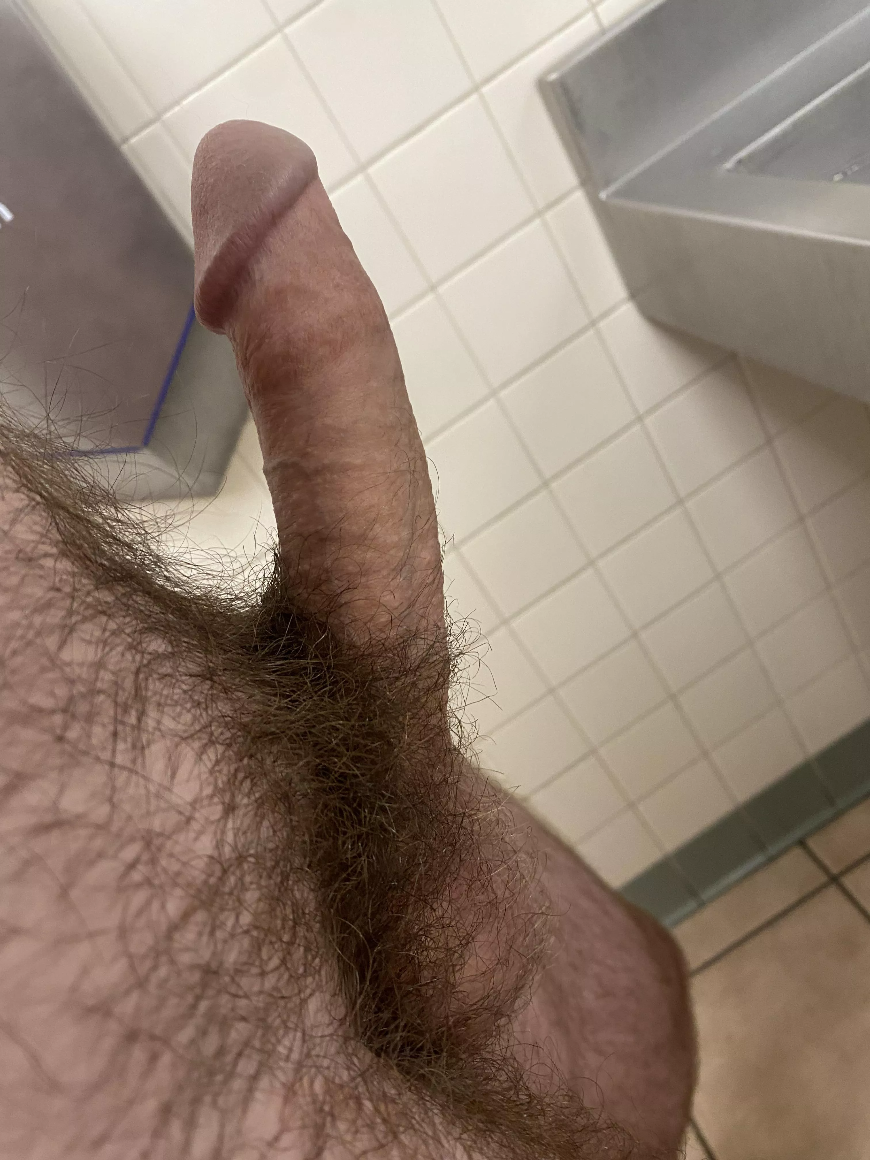 I luv how hairy I’m getting again :)