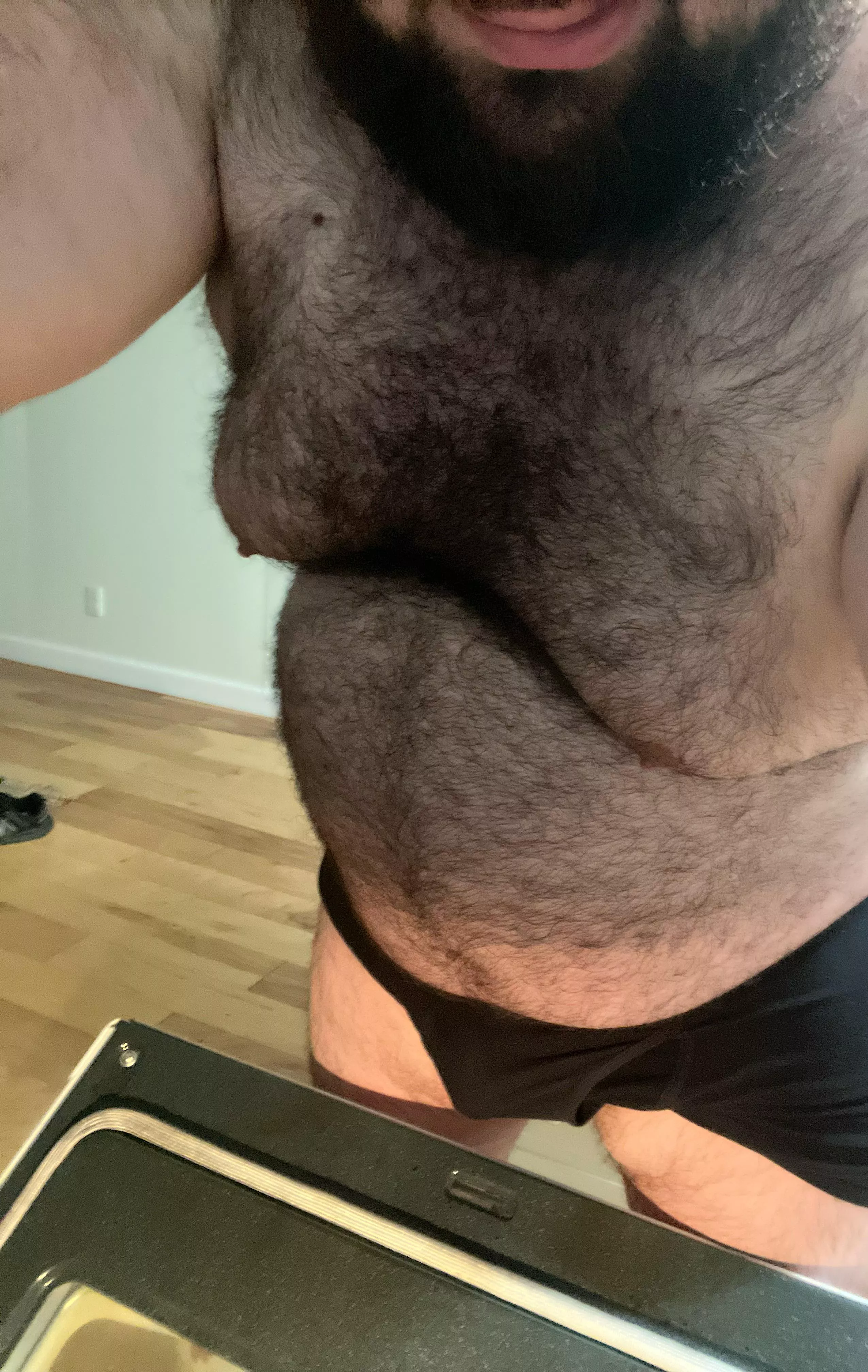 I might be feeling it a little bit tonight… 32 M4F