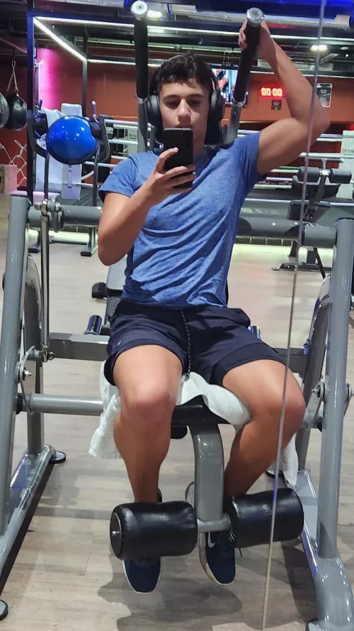 I might have a gym pic problem 😅