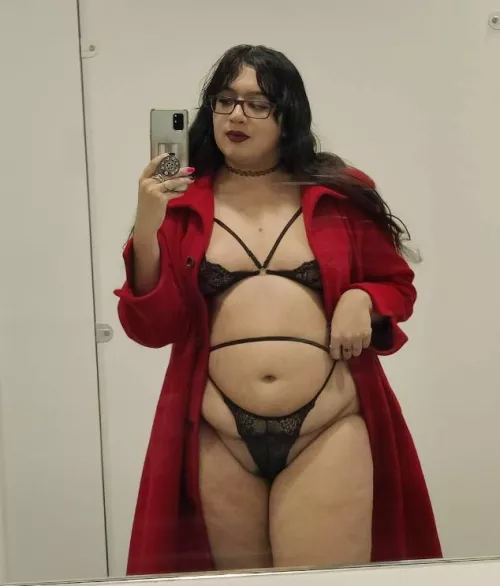 If you walked into the work bathrooms and I was like this, what would you do? Please don't tell HR 🤞