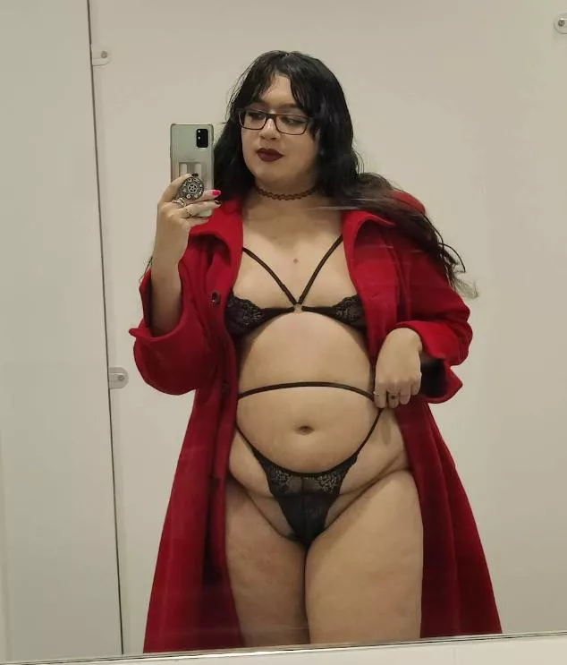 If you walked into the work bathrooms and I was like this, what would you do? Please don't tell HR 🤞