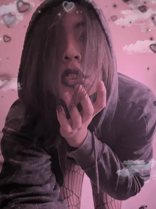 Just vibing 👽🖤