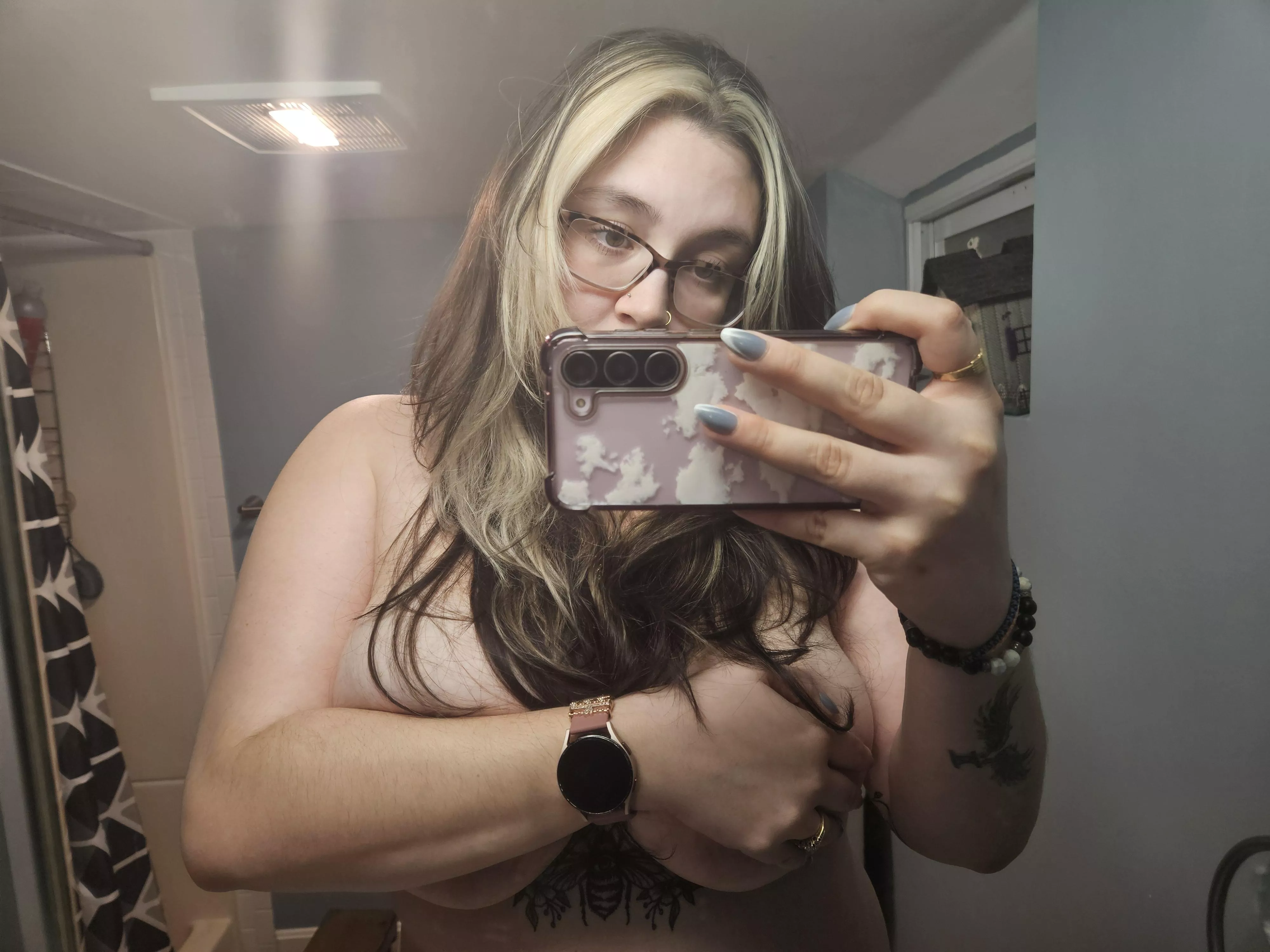 Lil ole me? 😇🤫