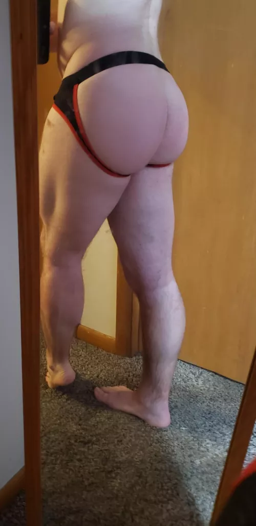 Muscle bottom for you!