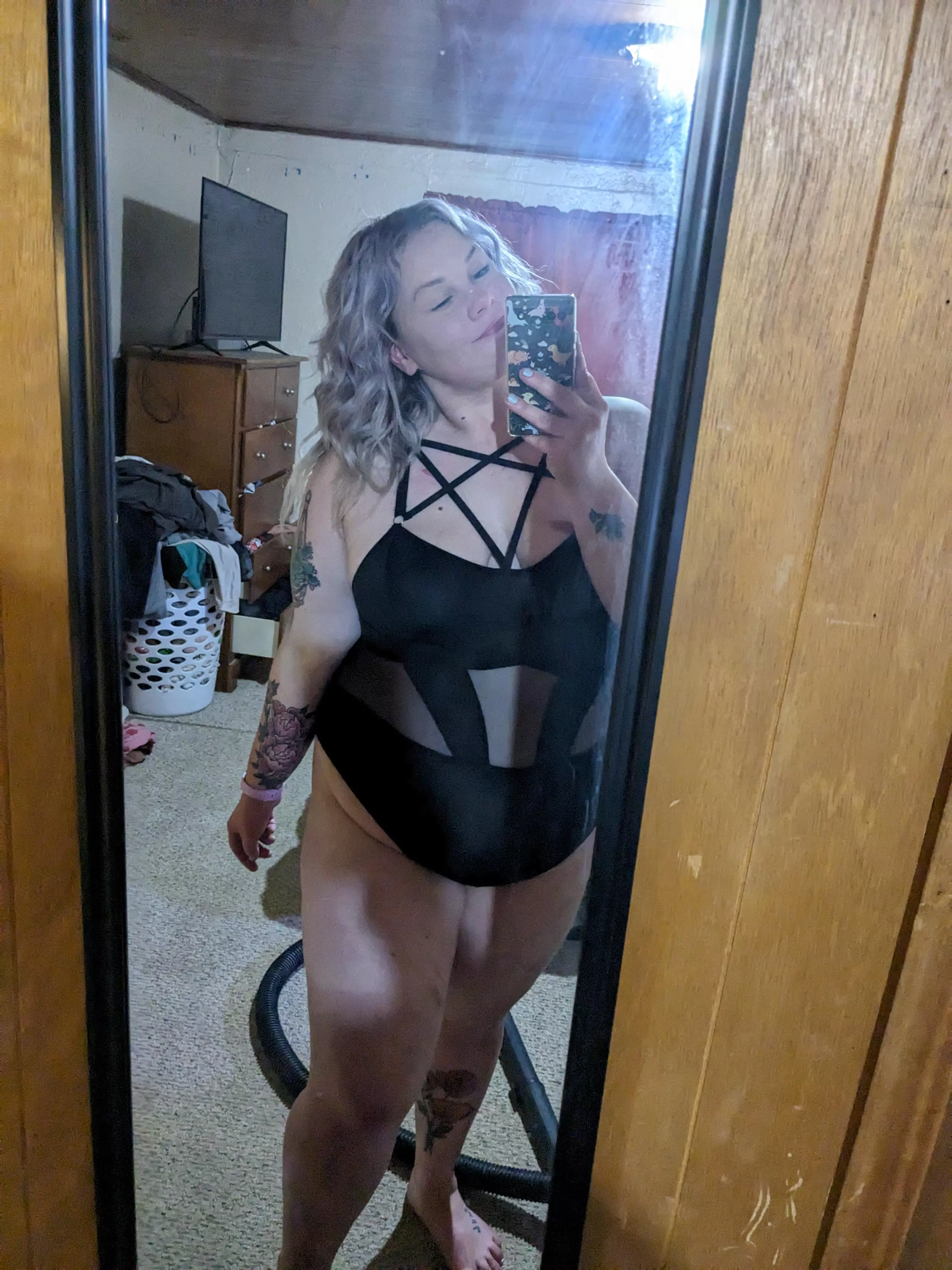 My very first time wearing lingerie 🖤