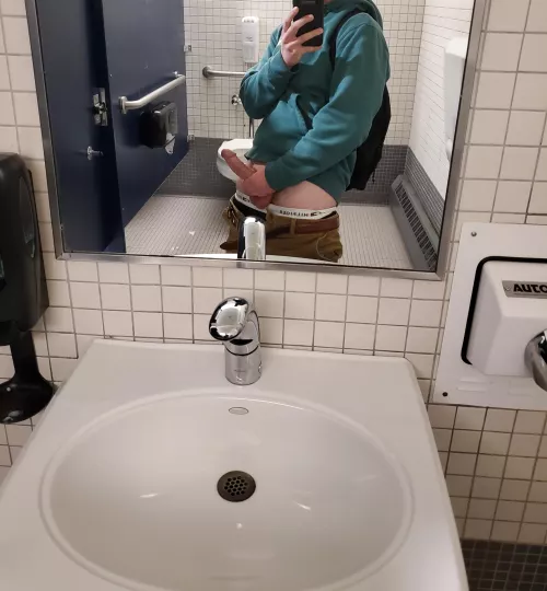 Suck my cock in the bathroom inbetween classes?