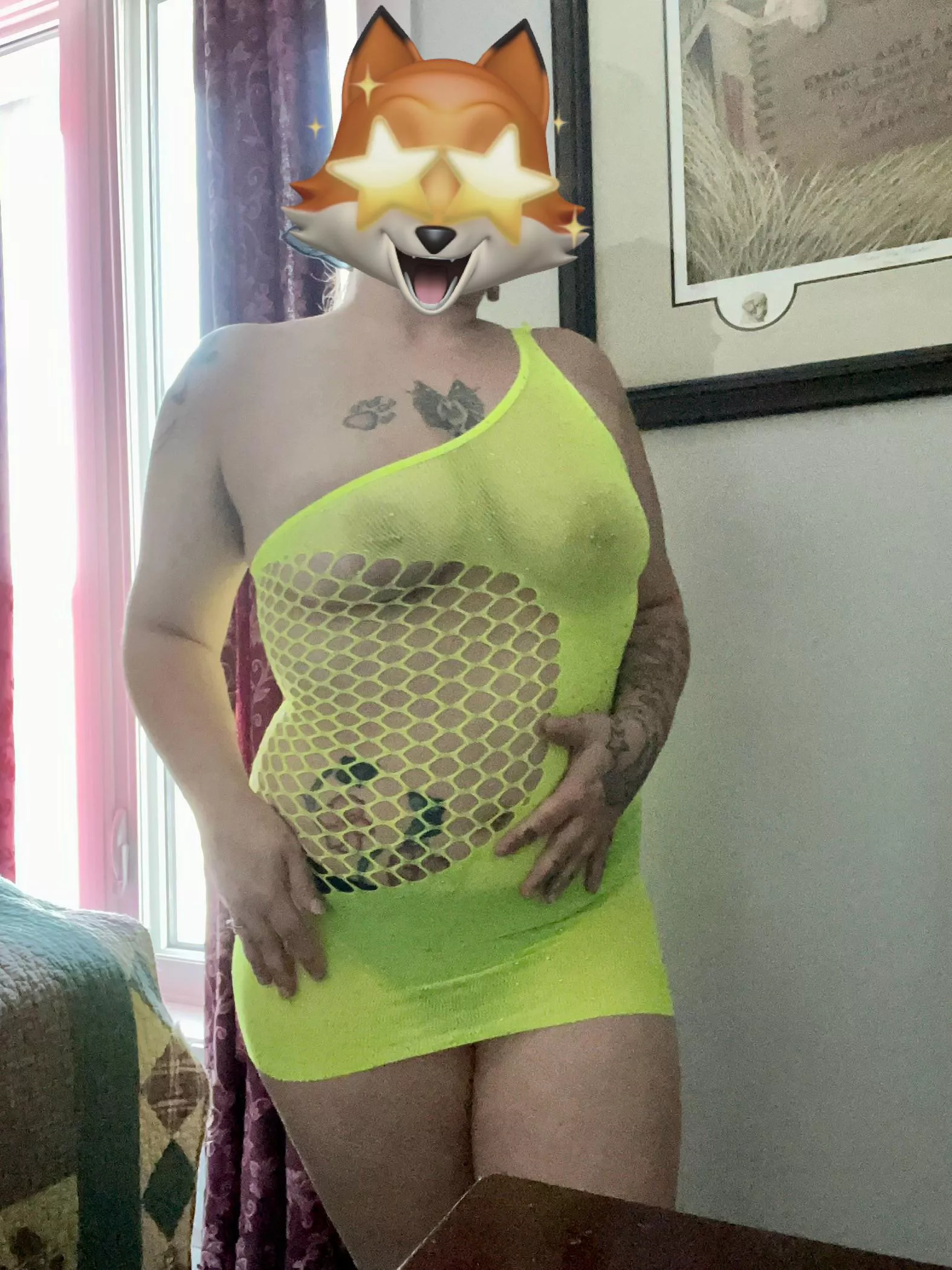 This dress tho, green is my favourite colour