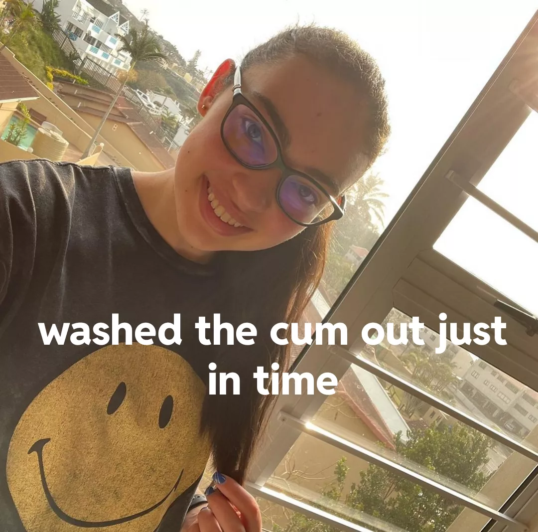 Washed the cum out my hair just before my bf visited